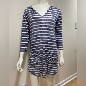 Sandiva Gray & White Striped Hooded Swim Cover-Up ☀️